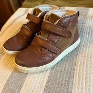 Ugg size 12 T Velcro boots